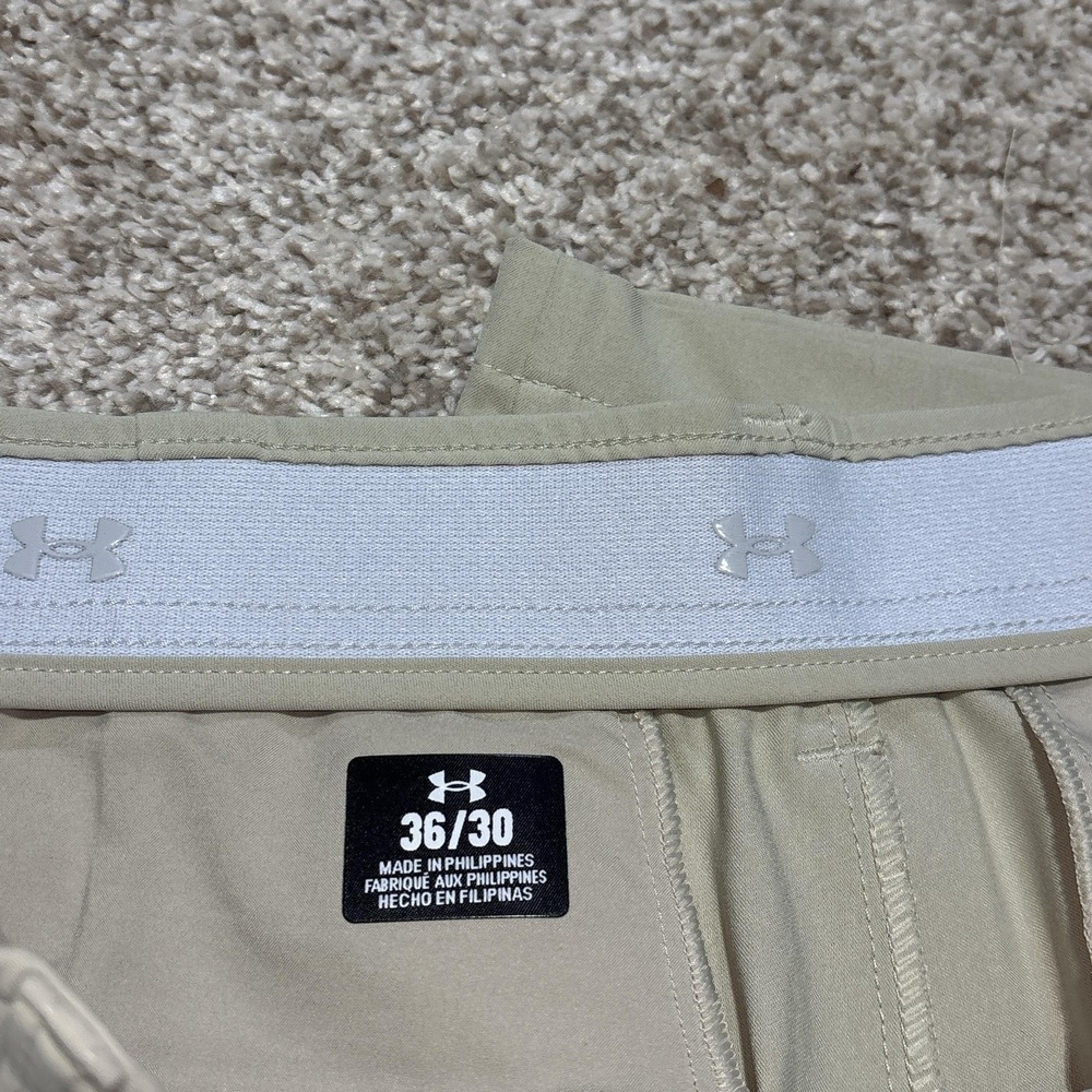 Under Armour Pants Mens 36x30 Beige Stretch Golf Khakis Elastic Waist Casual - Picture 2 of 8